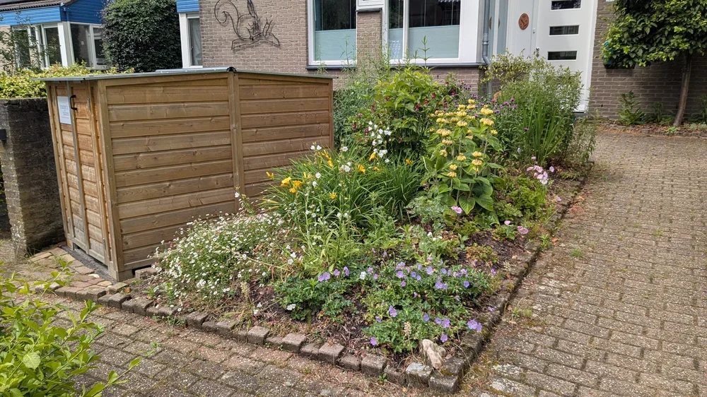 Een voortuin vol leven